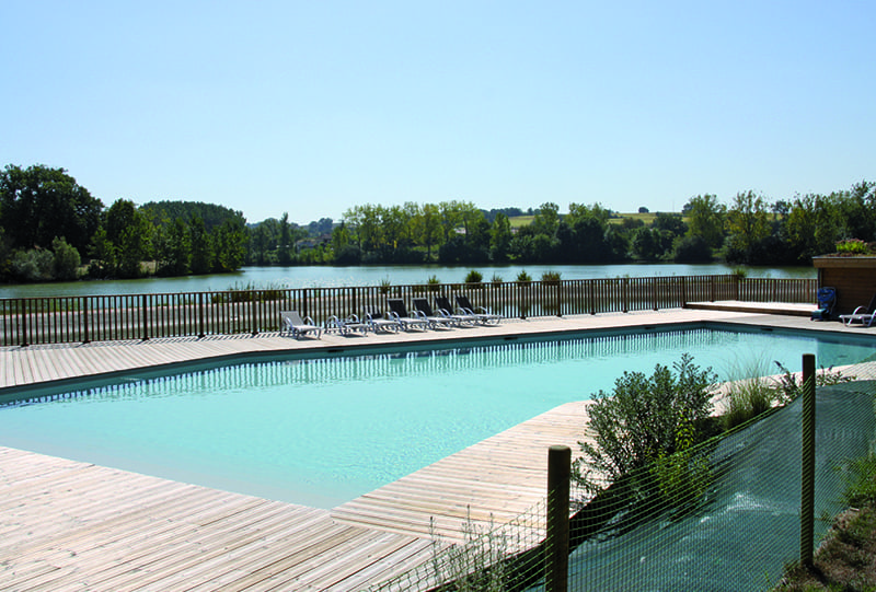 Lamontjoie piscine chauffée naturelle France